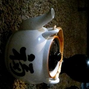 Chinese tea pot